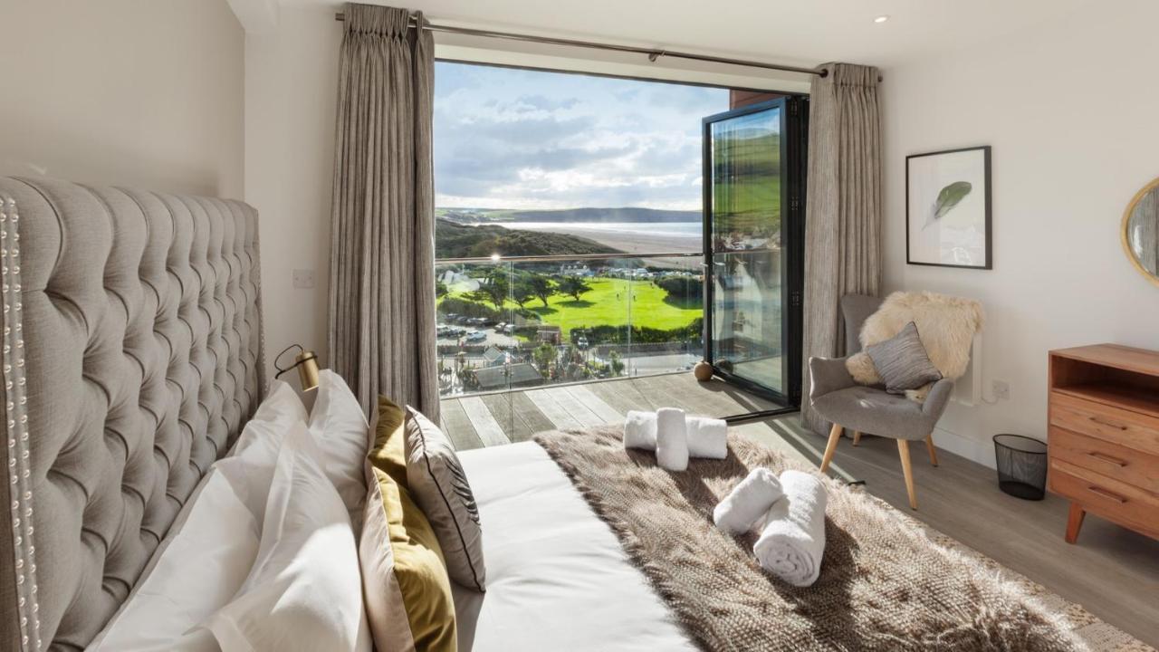 2 Woolacombe West - Luxury Apartment At Byron Woolacombe, Only 4 Minute Walk To Woolacombe Beach! 외부 사진