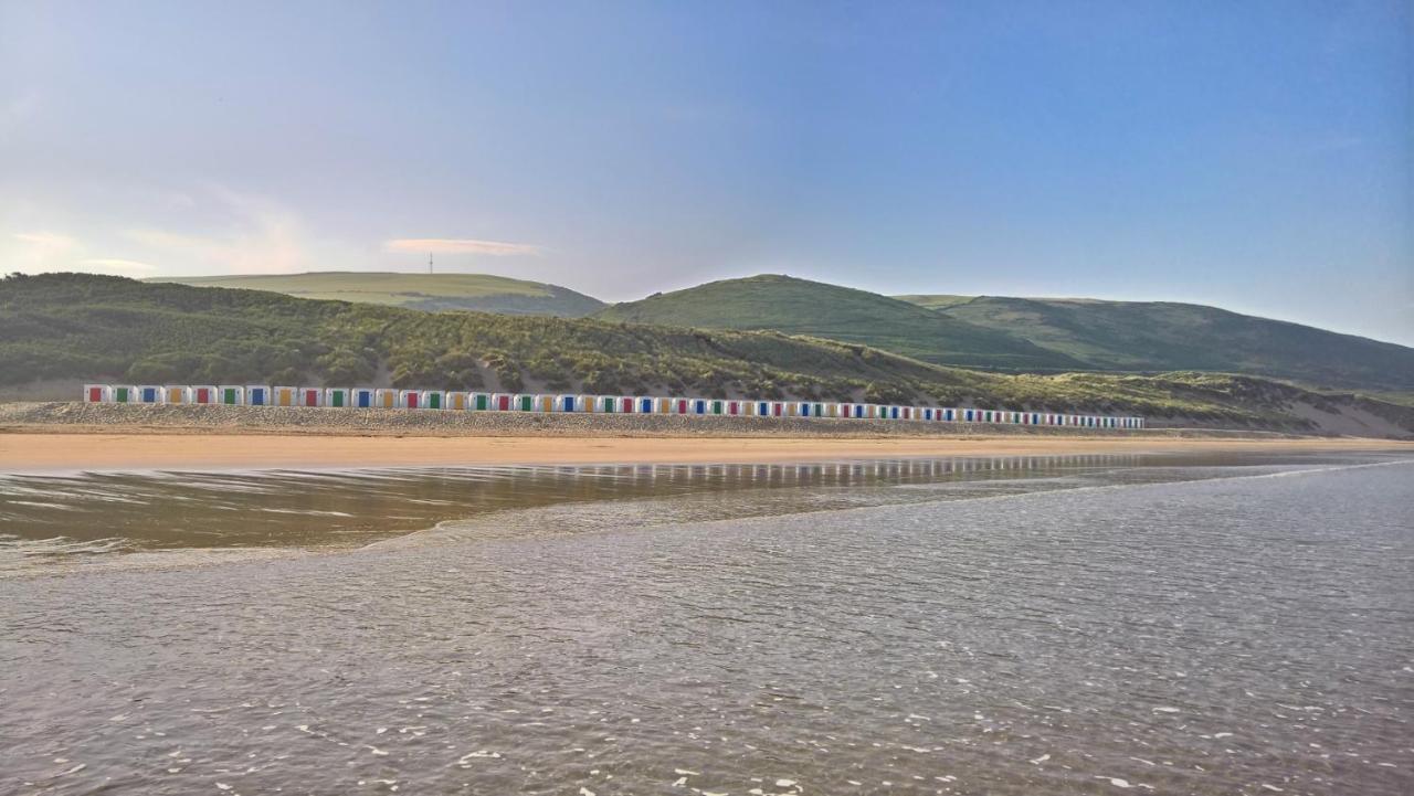 2 Woolacombe West - Luxury Apartment At Byron Woolacombe, Only 4 Minute Walk To Woolacombe Beach! 외부 사진